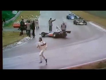 DUTCH GP 1975 WILSON FITTIPALDI goes to take back the lost wheel/prerace wet extra practice session