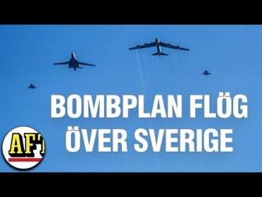 Amerikanska bombplan eskorteras över Stockholm