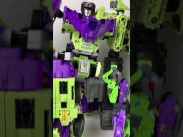 Which Devastator is the best🤔  Transformers autobots decepticons cosplay Constructacons Bot