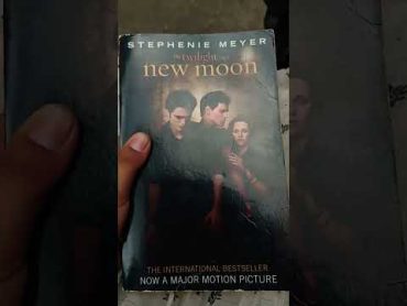 Twilight saga book