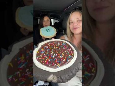 Trisha Paytas & Friend Bake Delicious Cookies – Fun & Easy Recipes!