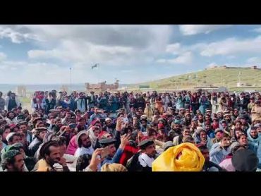 Wana Jalsa  Gilaman pashteen poetry and speech شاعر گیلامن وزیر وانہ جلسہ کے وینا او شعرونہ