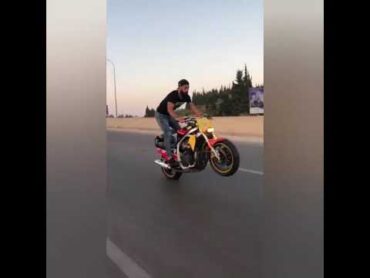 GSXR 750 سبعة و نص جمل من شوارع لبنان