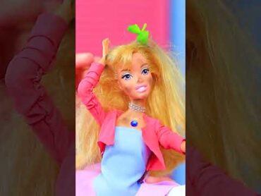 تم تبني باربي من قبل عائلة فقيرة! shorts barbie