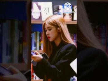 BLACKPINK reading books 📚📚📚