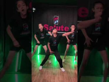 Kat Ke Kaleja Dikha Denge  Salute Dance Academy  Dance Cover  katkekalejadikhadenge trending