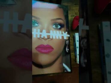 Unboxing Rihanna Book Review more than 1,000 photos