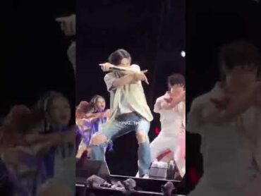 Yoongi&39;s surprise performance at PSY concert 😩🤯 psy thatthat suga minyoongi yoongi bts