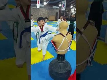 اقوى تمرين تايكوندو في جدة taekwondo girls for kids in jeddah مع كابتن انس اوزون shorts kids