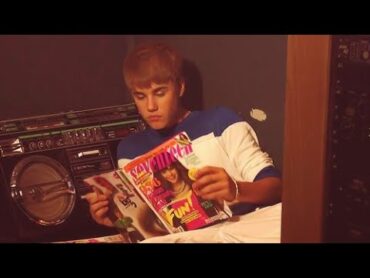 Do you know what book Justin Bieber is reading?