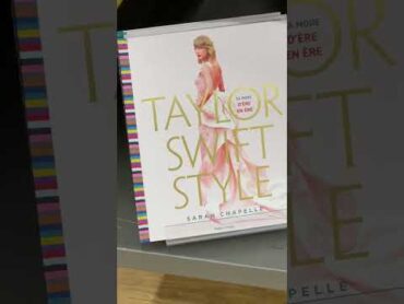 Taylor Swift book et ses albums music newmusic song folklore taylorsversion taylorswift.