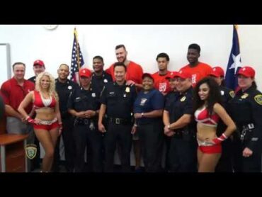 Houston Rockets visit HPD South Central   Houston Police Department