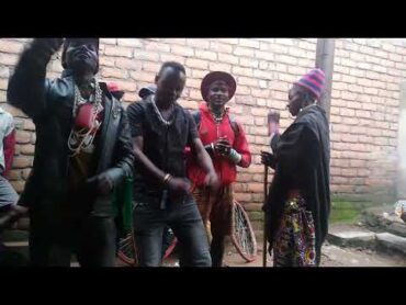 Salawa Nyangumi , Maua Jilyamang&39;ondi na Damasi Kalole = Wacheza live