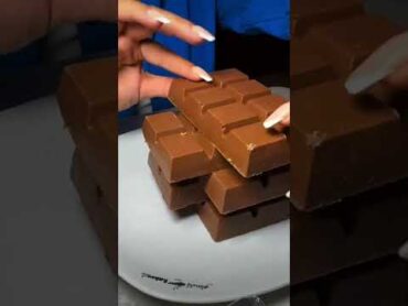 جعبالكم شوكولاتة دبي dessert cake chocolate