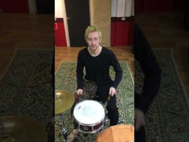 Dbeat drum lesson ( how to play punk)