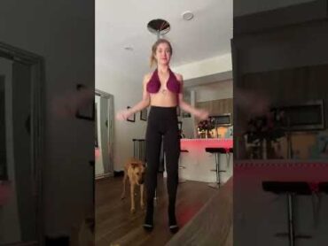 Braless no bra bouncy bouncing boobs dancing tiktok nip slip boob