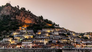 استكشاف ألبانيا السياحية: جمال الطبيعة والتاريخ